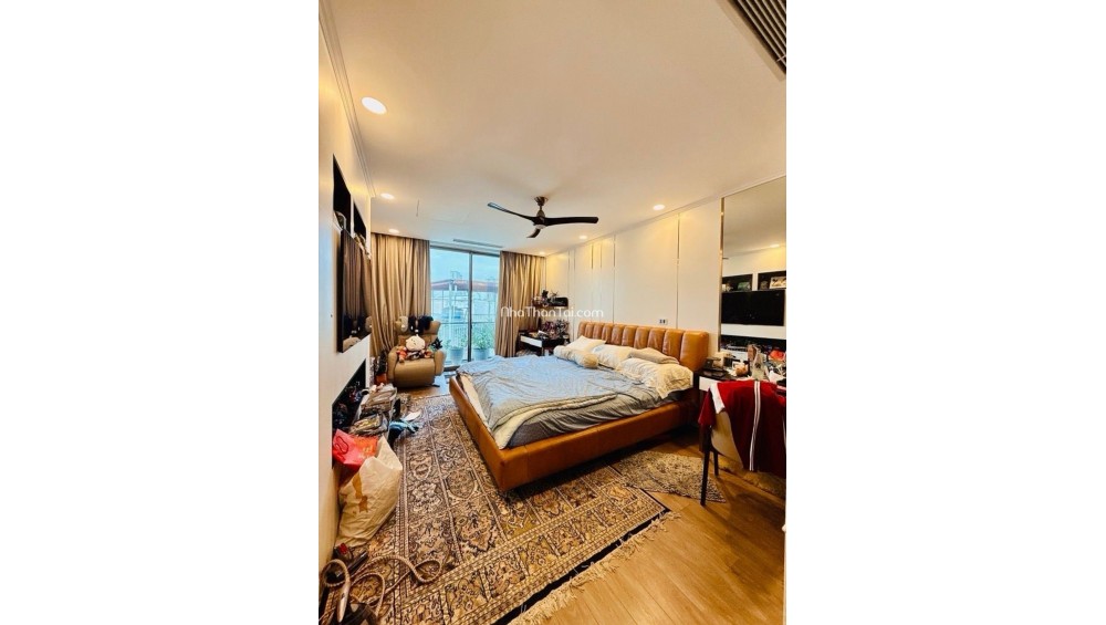 Bán nhà đẹp Tôn Đản, quận 4, 5 tầng, 4x 17m, Nhỉnh 8.x tỷ